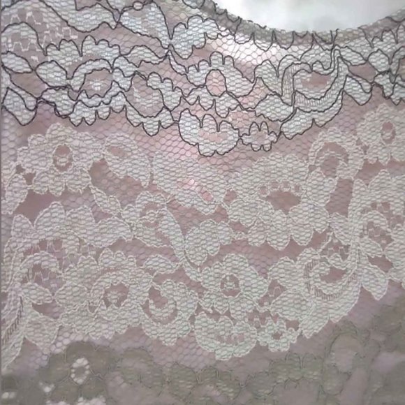Stunning Floral Lace Top with Attached Pink Tank - Christopher & Banks, 2X - Picture 5 of 7